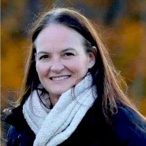 Meet your Posher, Lori